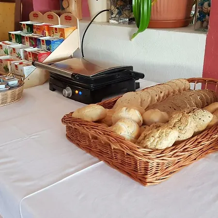 فندق مبيت وإفطار Anka Kampor