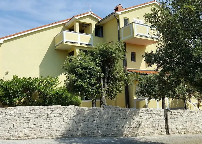 Anka Bed & Breakfast 4*