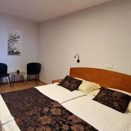 Anka Bed & Breakfast 4*