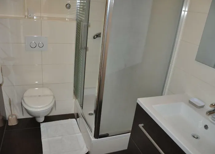 Couette-café Anka 4*